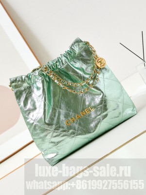 CHANEL 22 HANDBAG AS3261 Pearlescent green