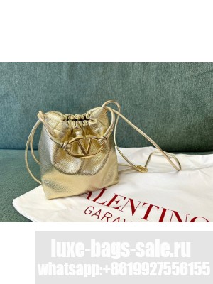 VALENTINO MINI VLOGO POUF Sheepskin WP0AC3Z gold