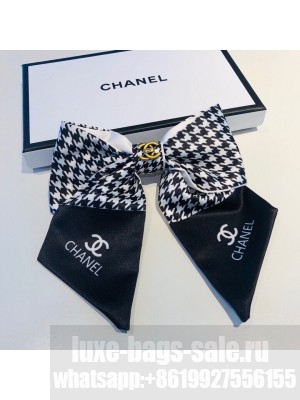 Chanel Hair Grips CH047 2022 Collection