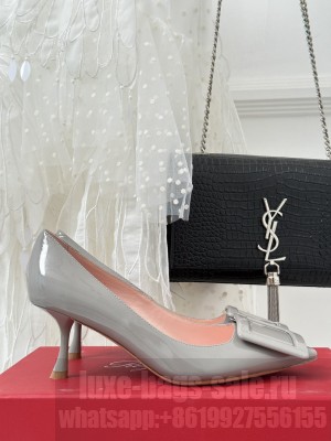 Roger Vivier buckle 7cm patent leather pump gray