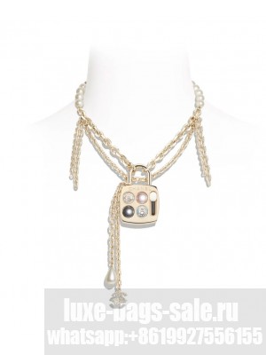 Chanel Women's Necklace ABA618 Golden