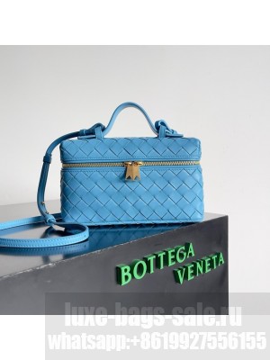 Bottega Veneta Vanity Case On Strap 789109 blue