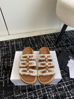 CELINE TIPPI SLIDE IN CALFSKIN 020
