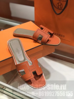 Hermes Oran Flat slippers in epsom leather 04 2021 Collection
