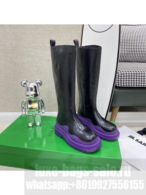 Bottega Veneta Tire High Boots Fall/Winter 2021 Collection, Black/Purple
