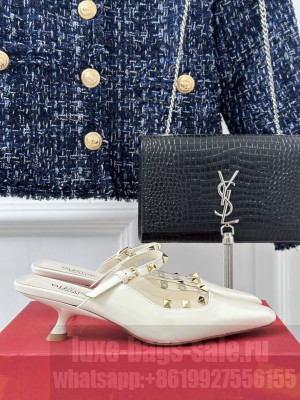 Valentino Rockstud Mule 02