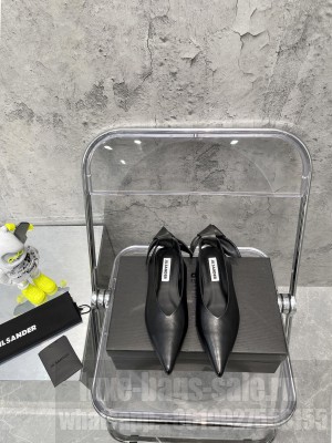 JIL SANDER Lambskin Bow Flat black