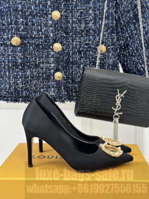 Louis Vuitton LV Initials accessory Satin Pump Black