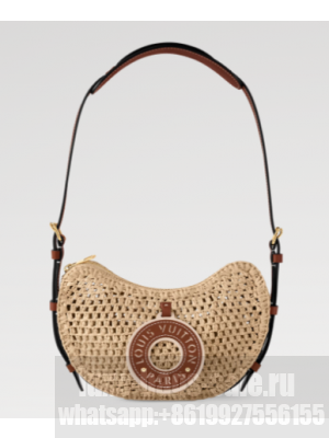 Louis Vuitton Croissant MM M24811