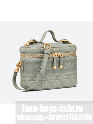 DIOR SMALL DIORTRAVEL VANITY CASE Cannage Lambskin S5488U Gray