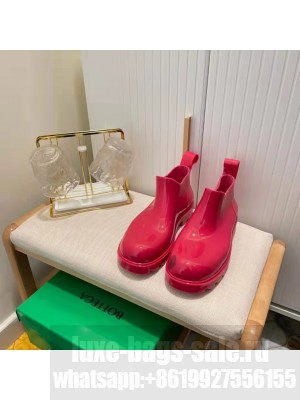 Bottega Veneta Unisex Shine Rubber TPU Ankle Boots Lollipop Pink 2022  Spring/Summer 2022 Collection