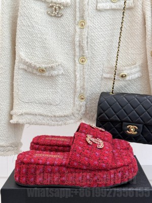 Chanel knit mules with CC logo red 2025