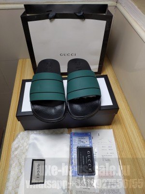 Gucci Unisex Rubber Flat Slide Sandals 025 2021 Collection