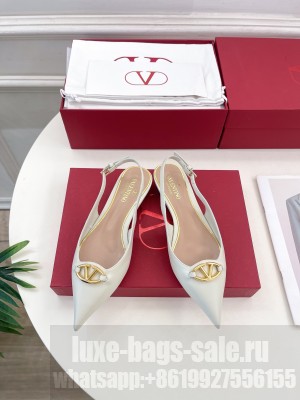 Valentino Garavani The Bold Edition Vlogo Slingback Ballerina In White Calfskin 2025