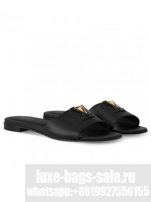 Louis Vuitton Women's LV Capri Flat Mule 1ACTMF Black