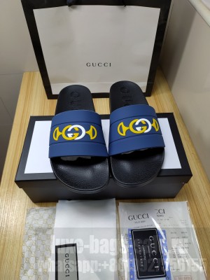 Gucci Unisex Rubber Flat Slide Sandals 019 2021 Collection
