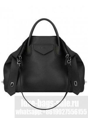 Givenchy Medium Antigona Soft Bag In Smooth Leather Black