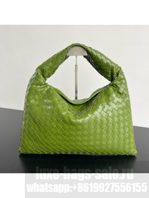 Bottega Veneta Hop Shoulder bag with Intrecciato craftsmanship in calf leather 796262 green