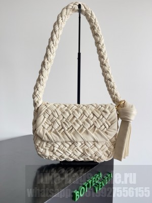 Bottega Veneta Small Kalimero Citta 815258 Cream