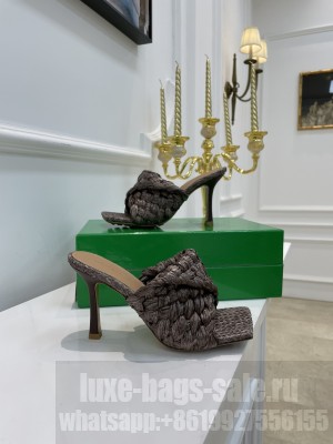 Bottega Venta  Intrecciato raffia mule stretch sandals with an elongated squared toe Bitter Chocolate 2021 Collection