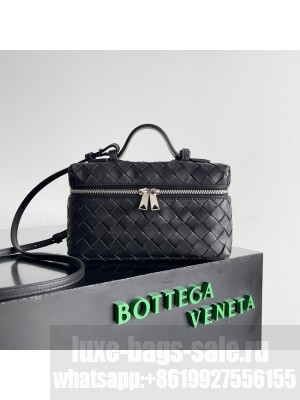 Bottega Veneta Vanity Case On Strap 789109 black&Silver