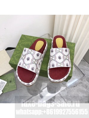 Gucci 100 GG Flower Jacquard Platform Slide Sandals 2022 Collection 04