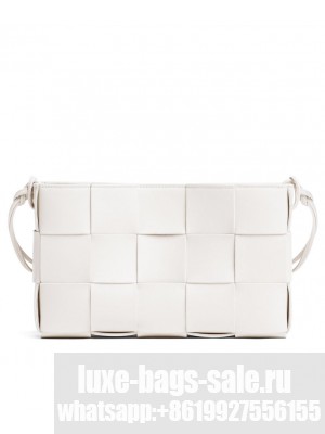 Bottega Veneta Cassette Pouch On Strap 730543 Cream