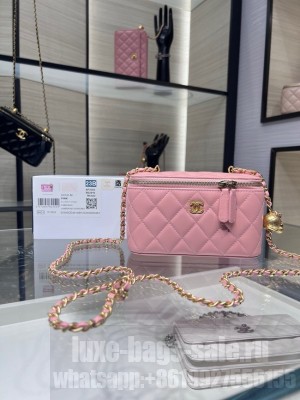 Chanel CLUTCH WITH CHAIN AP2303 PINK