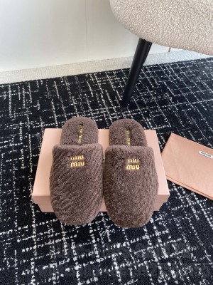 Miu Miu Shearling Flat Mule 09