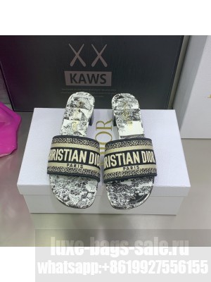 Dior Dway Heeled Slide Sandals 4cm in Cotton Embroidered 2023 Collection 014