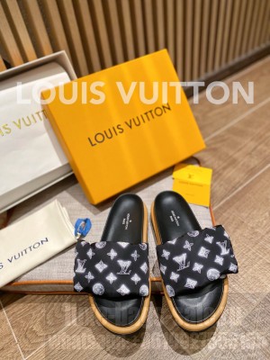 Louis Vuitton 1A98GU Unisex Pool pillow comfort Black