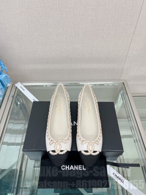 Chanel Lambskin Ballet Flat with Chain CC White 2023 