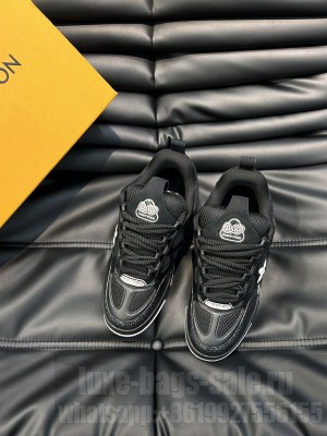 Louis Vuitton LV Skate Man's Sneakers in Leather and Mesh Black 2023