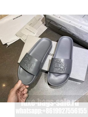 Balenciaga Unisex Pool Slide Sandal 2021 Collection 032