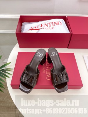 Valentino Garavani VLogo Signature 60mm patent-leather Mule sandals coffee
