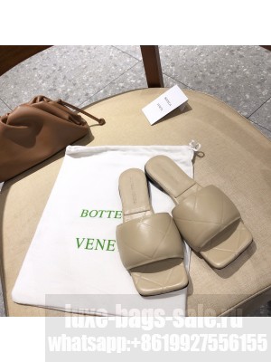 Bottega Veneta RUBBER LIDO Flat Sandals Beige 03 2021 Collection