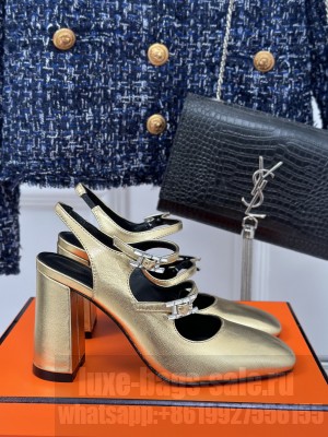 Hermes Jackie 50 pump gold