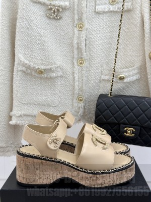 Chanel platform double C with chain sandals Beige leather 2025