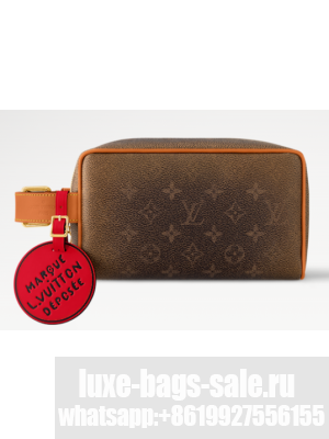 Louis Vuitton NEW Locker Dopp Kit M11765