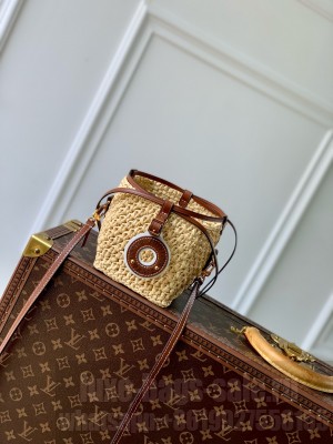 Louis Vuitton Noe NANO M83521 Natural&Tan