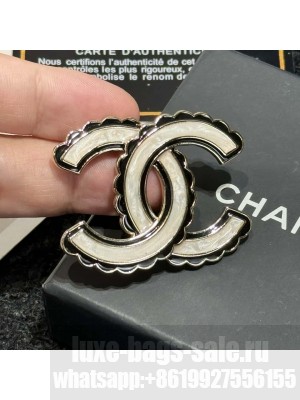 Chanel Women's Brooch AB1221