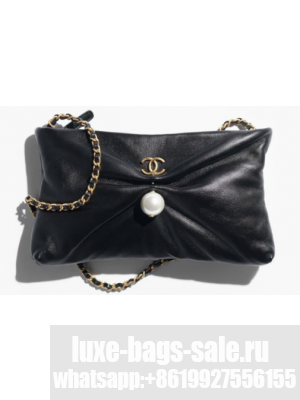 Chanel CLUTCH WITH CHAIN AP4613 black