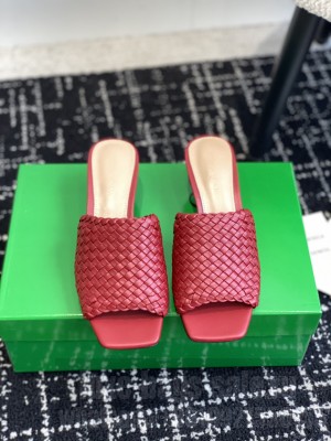 Bottega Veneta Women's 4.5cm Knot mules red