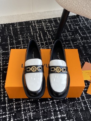 Louis Vuitton Women's Chess Flat Loafer 02