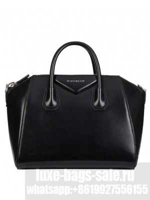 Givenchy Medium Antigona bag Black