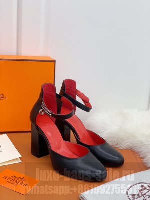 Hermes Kelly Black Leather 9cm Pumps 2021 Collection