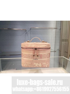 Dior Toile de Jouy Embroidery DIORTRAVEL VANITY CASE S5480V pink