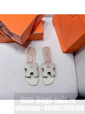 Hermes Oran Flat slippers with Lizard pattern White 071 2021 Collection