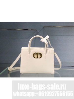 DIOR LARGE ST HONORE TOTE Grained Calfskin M9306UBAE WHITE