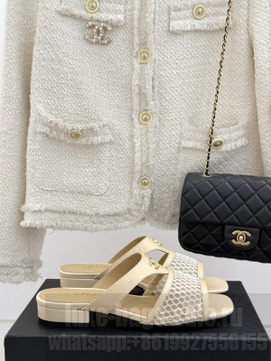 Chanel Mesh Flat Mules CC logo beige 2025